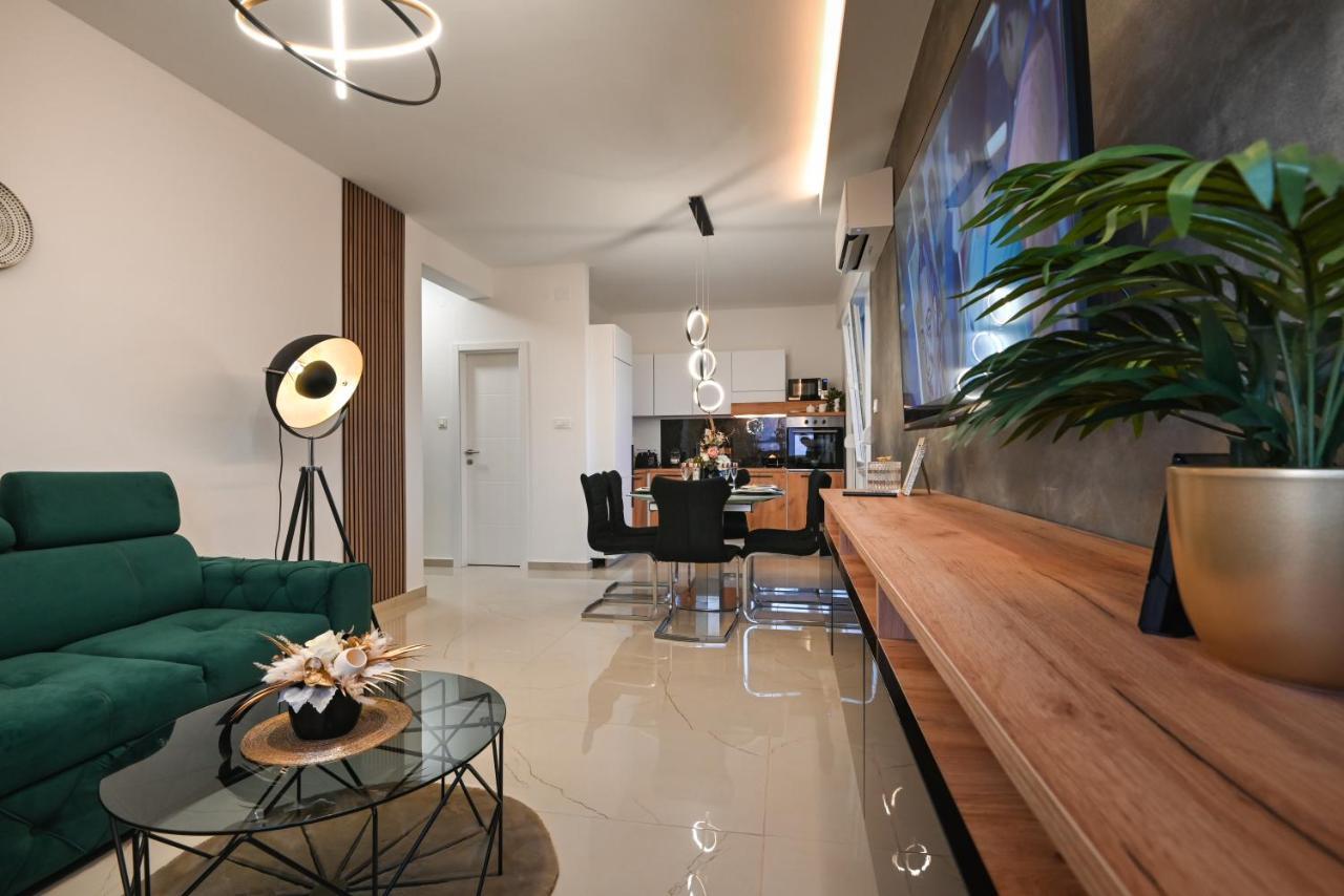 Apartman Nella With Sea Wiew Zára Kültér fotó